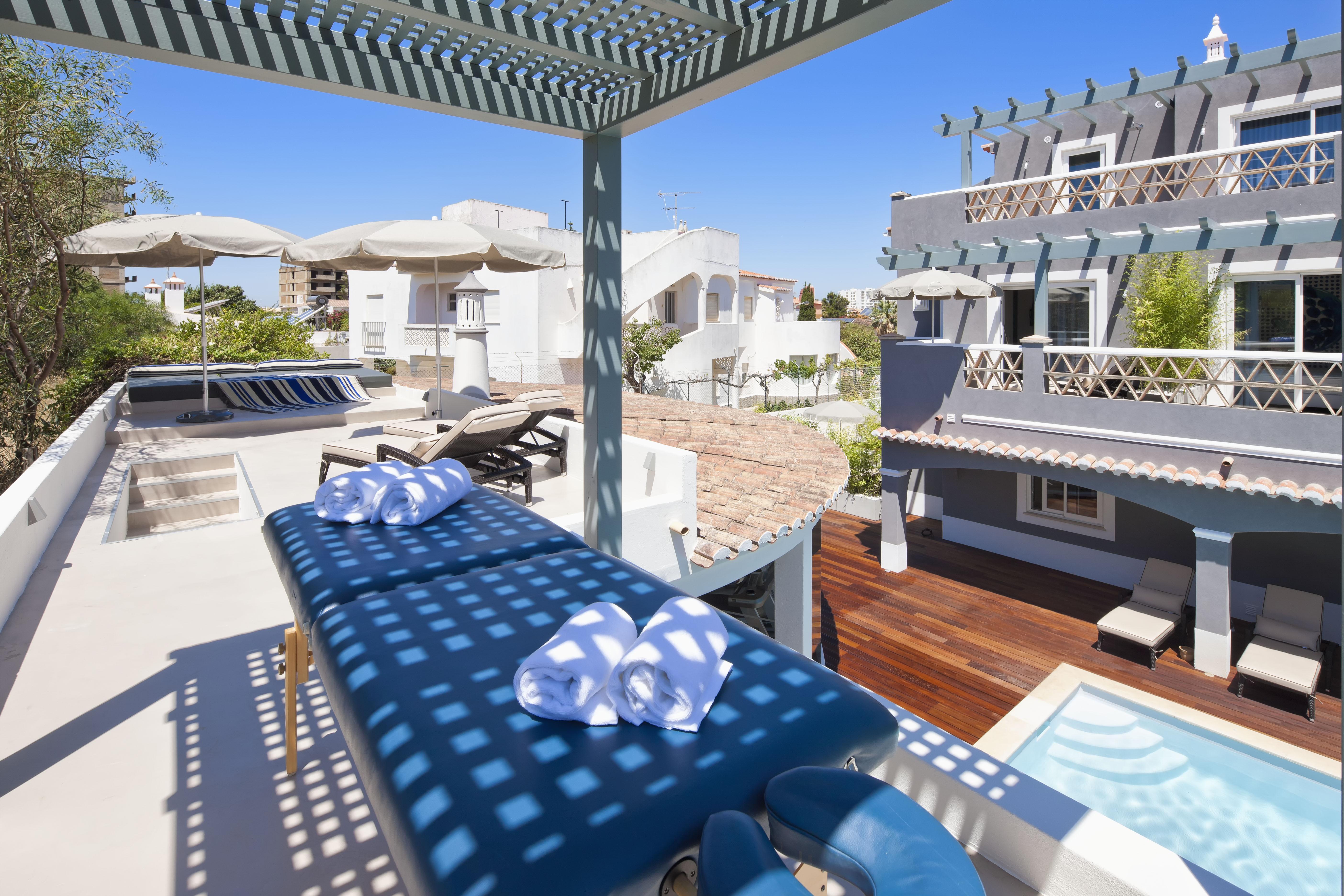 Costa D'Oiro Ambiance Village Lagos Exterior photo