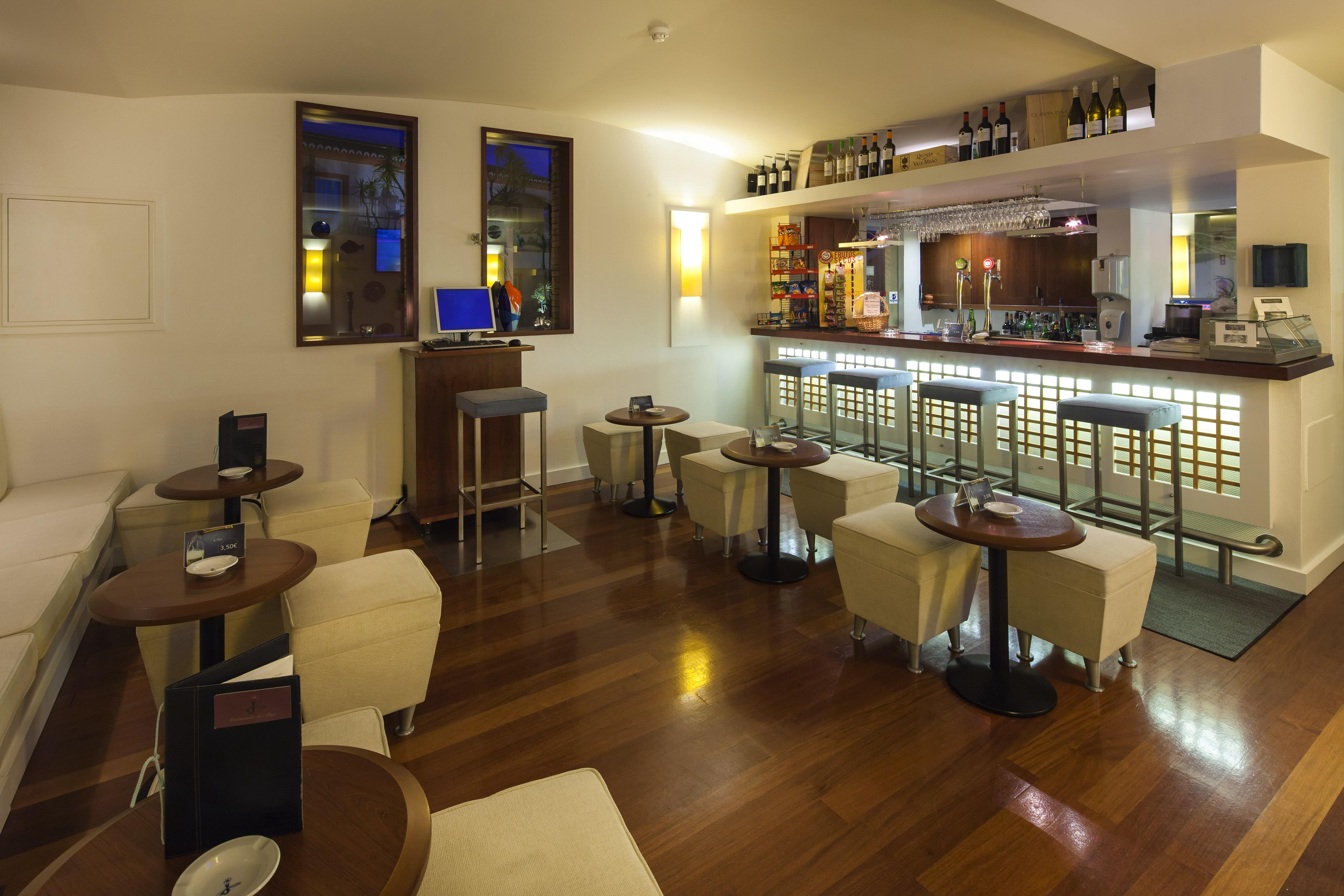 Costa D'Oiro Ambiance Village Lagos Exterior photo