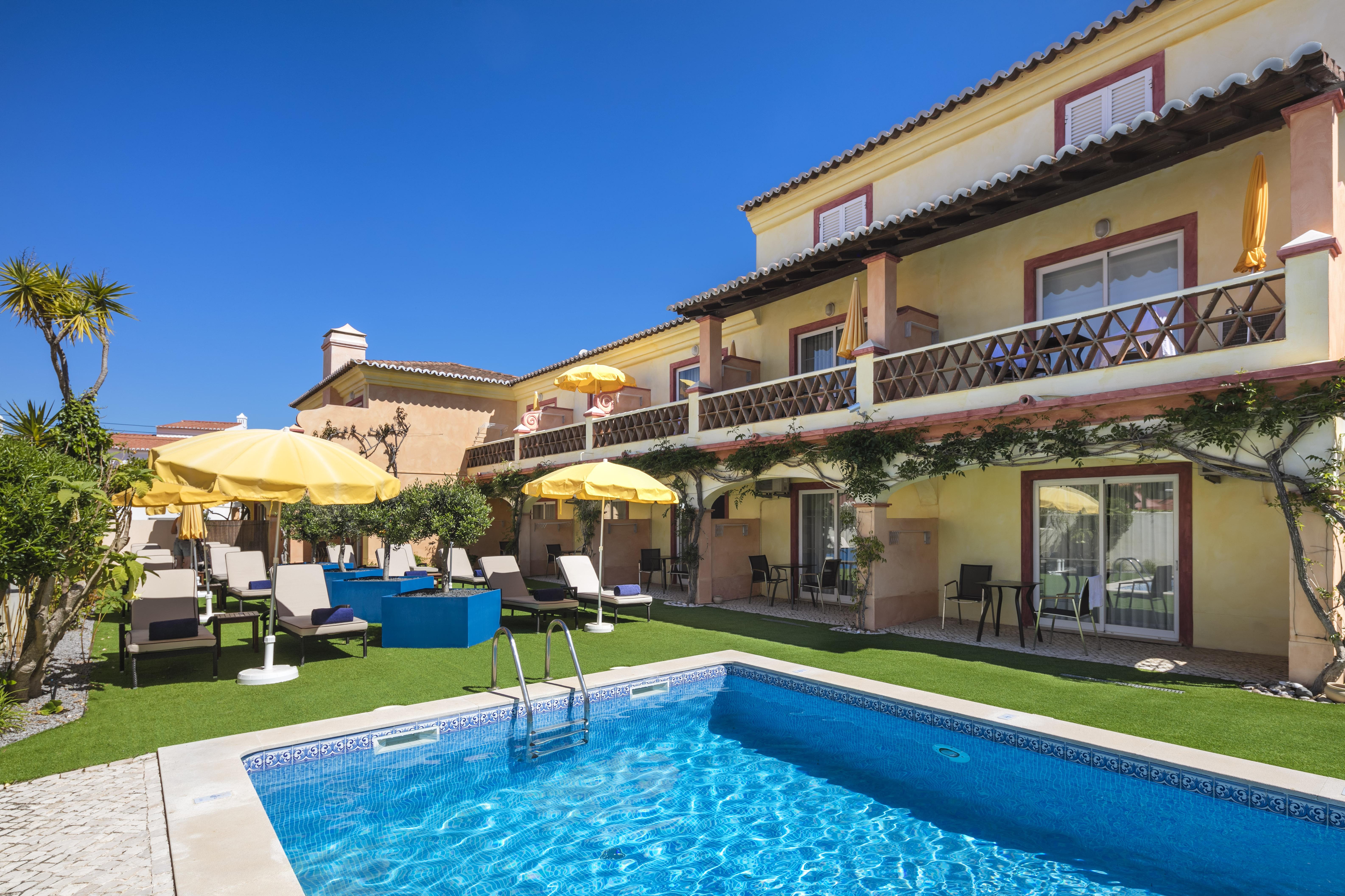 Costa D'Oiro Ambiance Village Lagos Exterior photo
