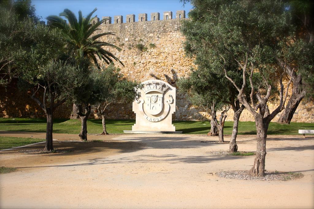 Costa D'Oiro Ambiance Village Lagos Exterior photo