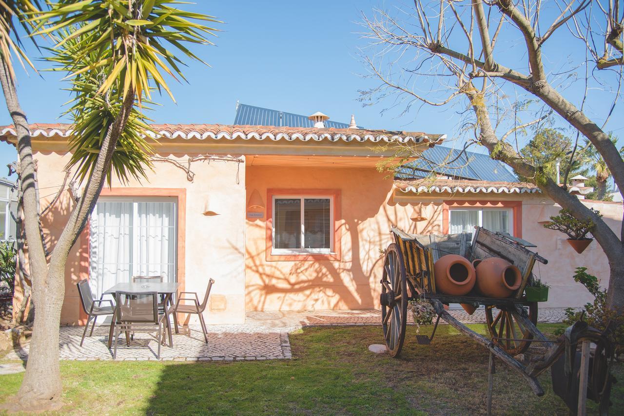 Costa D'Oiro Ambiance Village Lagos Exterior photo
